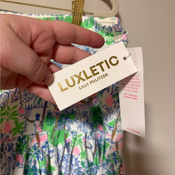 NWT Lilly Pulitzer UPF 50+ Taye Orb Green Serving It Up Ruffle Skort Size L - Picture 3 of 5